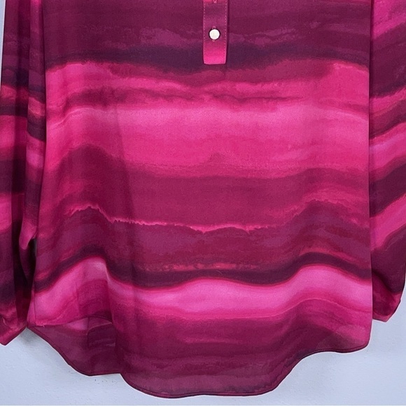 MEDIUM INVESTMENTS FUCHSIA PINK OMBRÉ PRINT BLOUSE  HENLEY NECKLINE - Picture 2 of 11